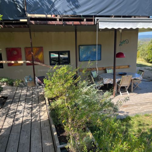 Terras bij gîte Esprit Nature